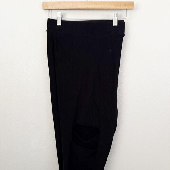 TORRID | Black Full-Length Mesh Slit Pocket Leggings Fishnet Distressed | 6 (6X) - Picture 3 of 10
